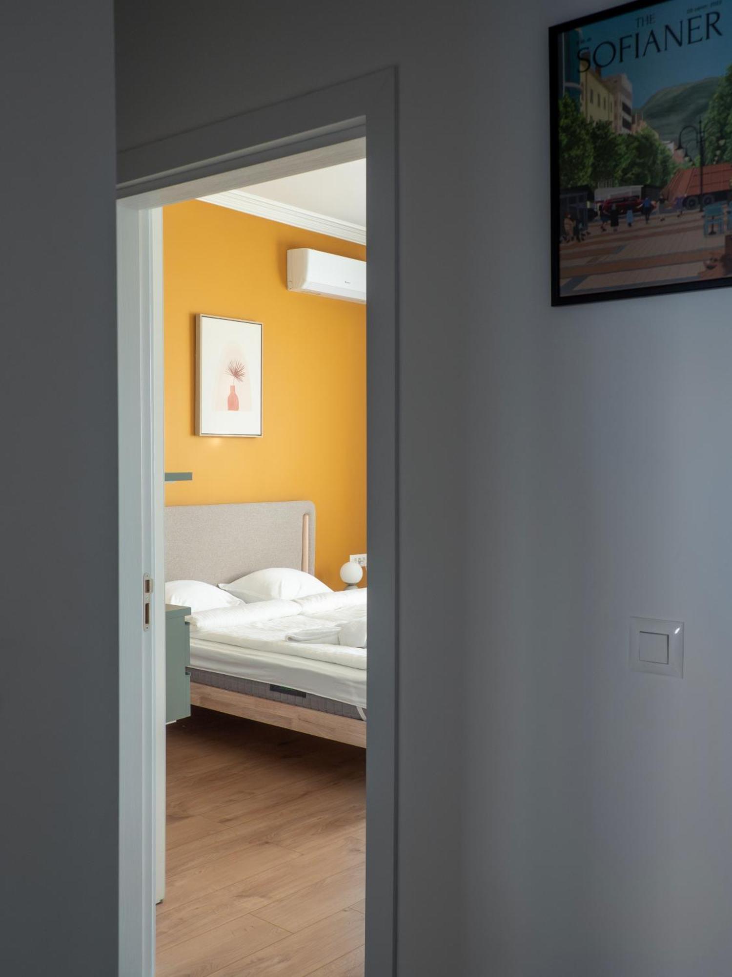 Central Apartment Parking Two Bedrooms Sky Terrace София Екстериор снимка