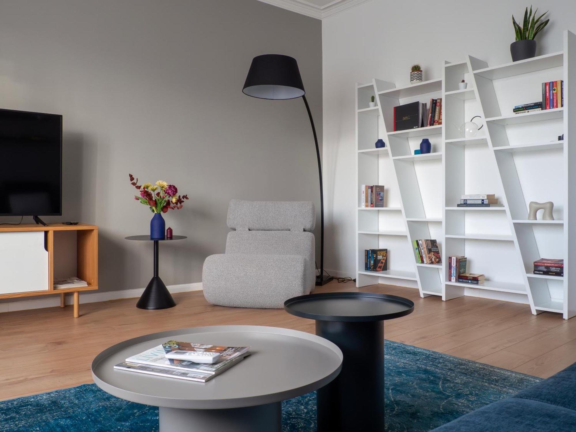 Central Apartment Parking Two Bedrooms Sky Terrace София Екстериор снимка