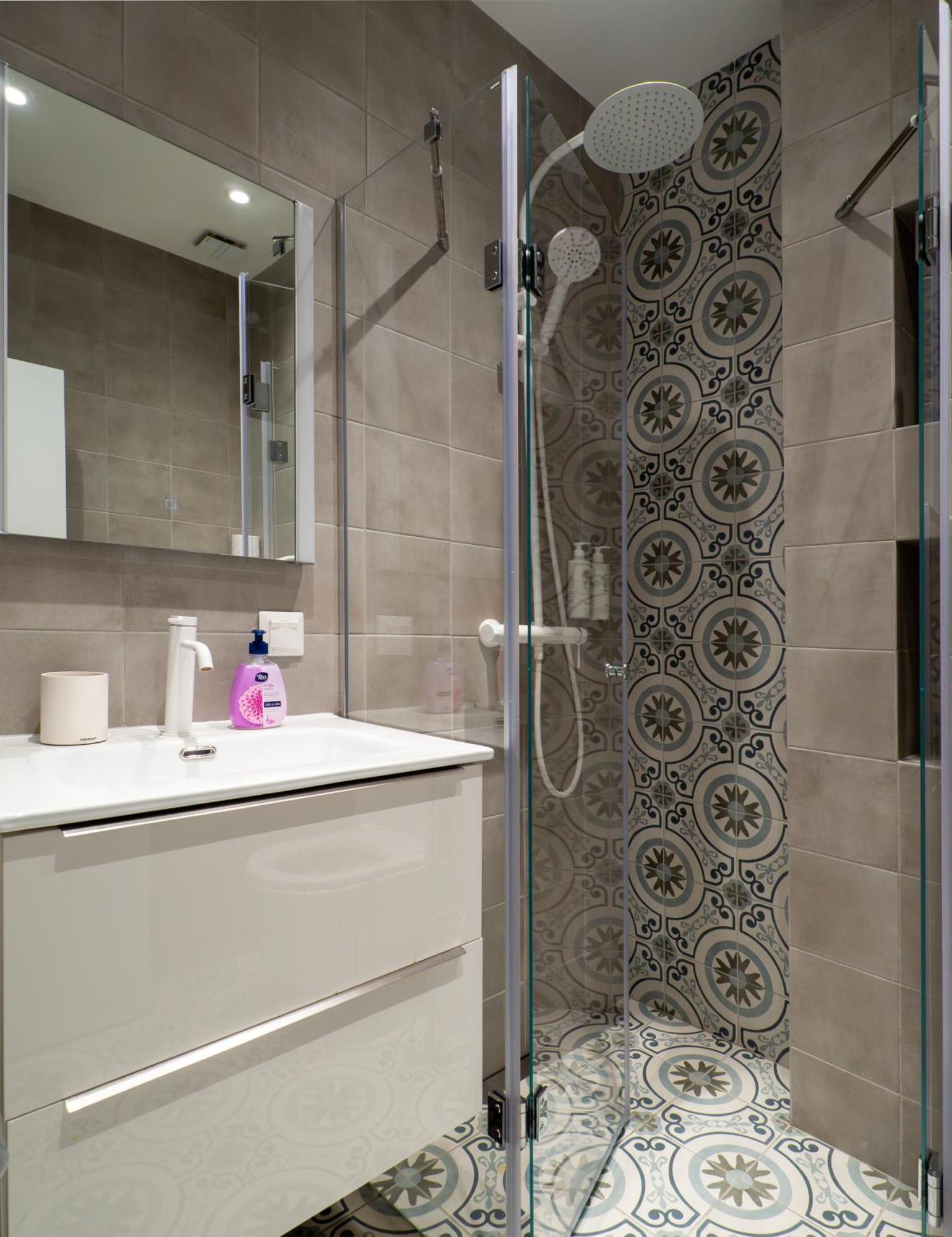 Central Apartment Parking Two Bedrooms Sky Terrace София Екстериор снимка